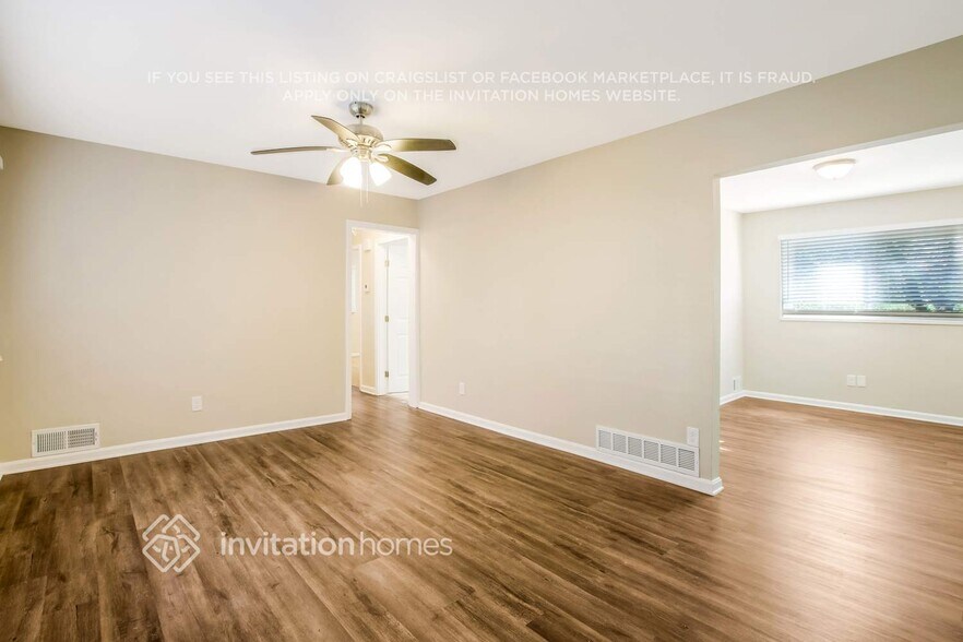 Building Photo - 2740 Bonnybrook Dr SW