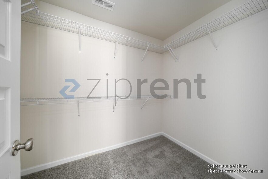Building Photo - 5485 Blossomwood Trl SW