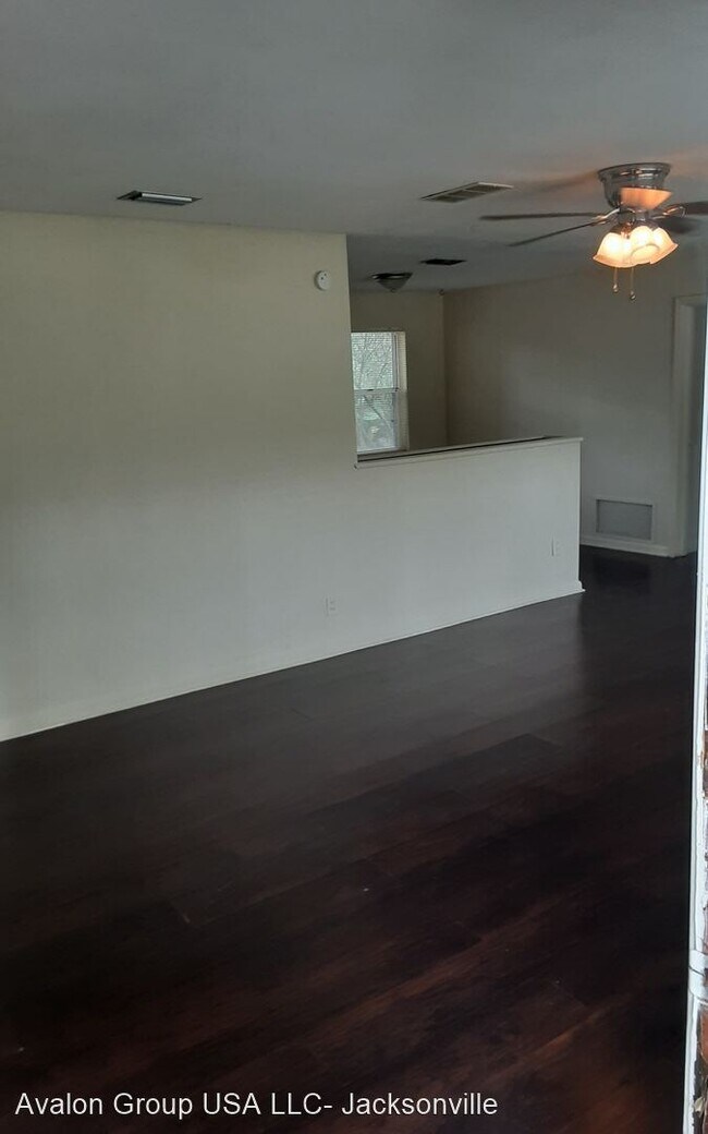 Building Photo - 3 br, 2 bath House - 5433 Oliver street S