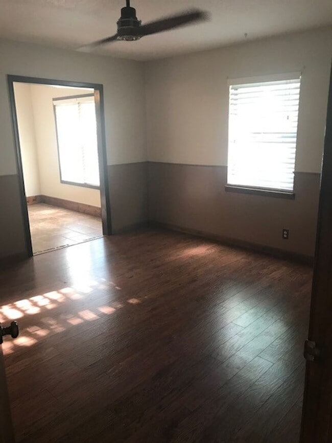 Building Photo - 390 Powderhorn Rd