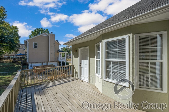 Building Photo - 622 Brandy Dr