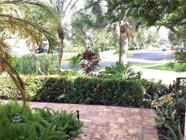 Building Photo - 4806 S Lee Rd