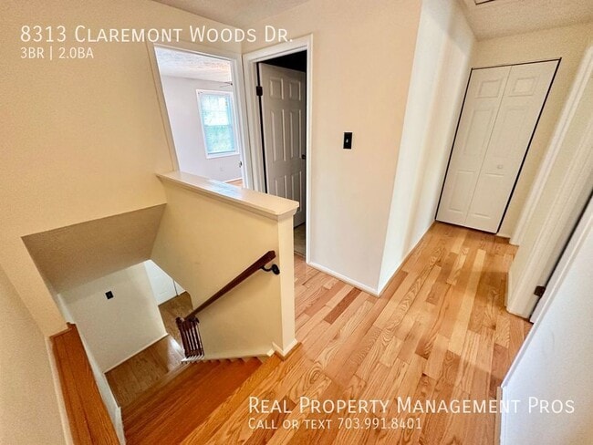 Building Photo - 8313 Claremont Woods Dr
