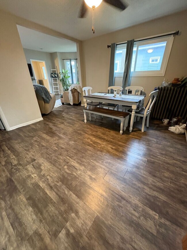 Building Photo - JCP - 02 - Charles St