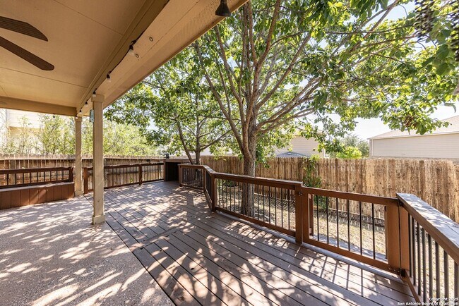 Building Photo - 12606 Texas Gold