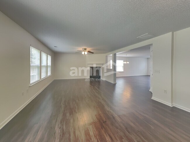 Building Photo - 439 Annaberg Ln