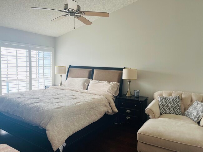 Building Photo - 621 Ocean Dunes Cir