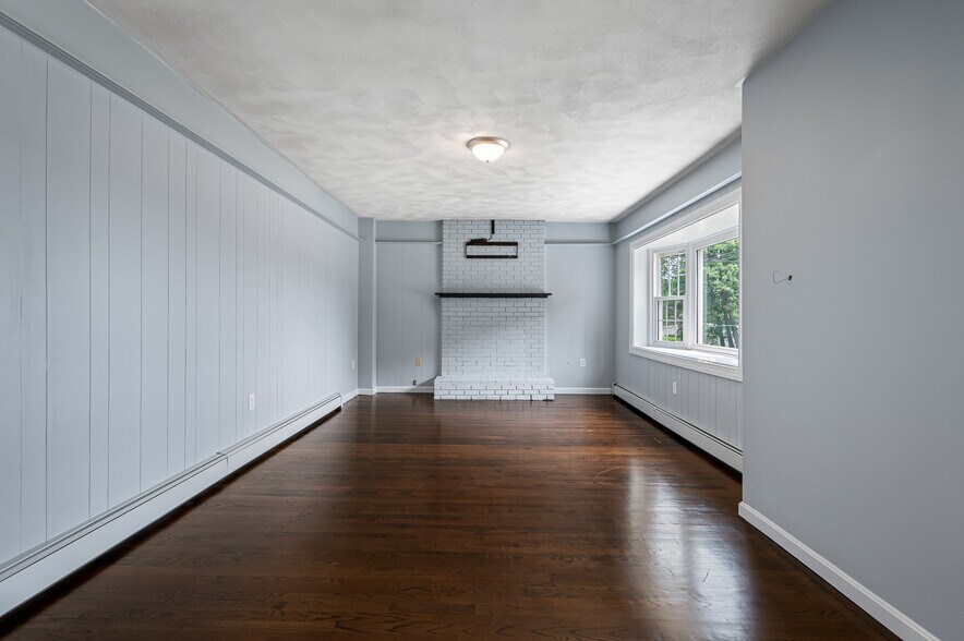 Building Photo - 7 Pasadena Pky