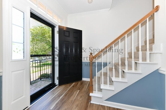 Building Photo - 500 Lindley Rd
