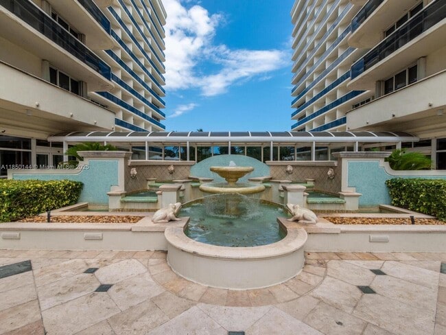 Building Photo - 9595 Collins Ave