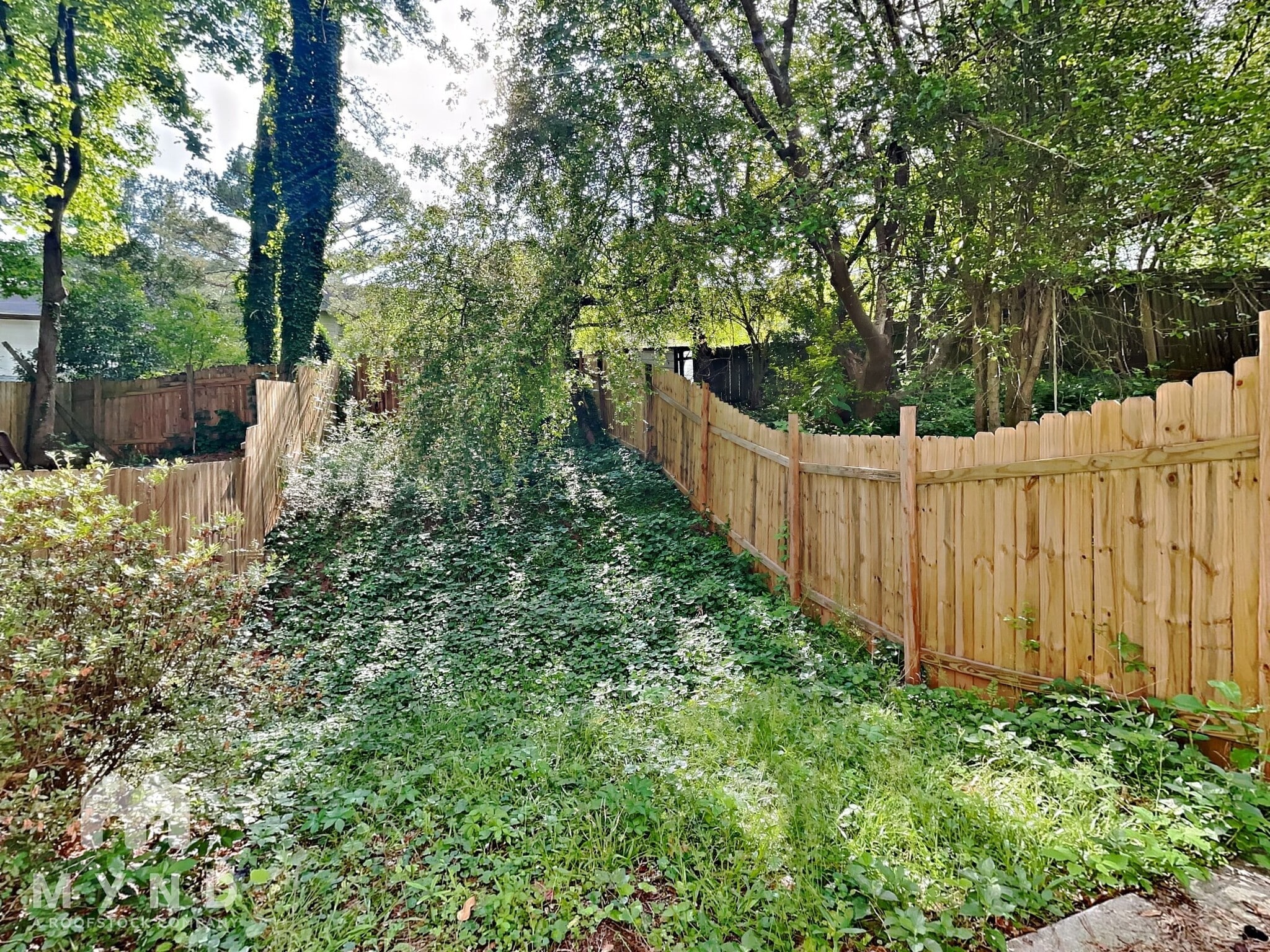 Building Photo - 857 Glynn Oaks Dr
