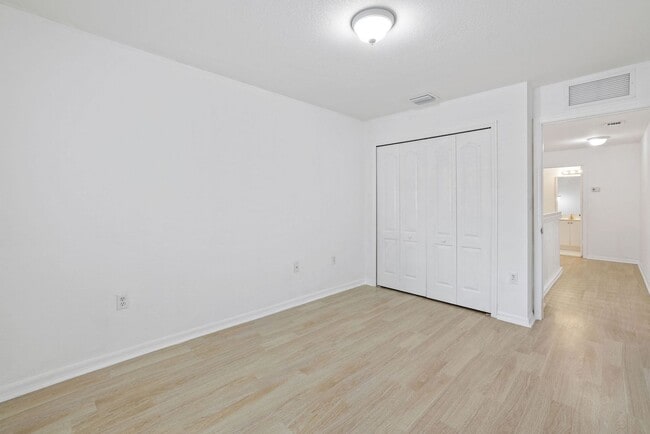 Building Photo - 22721 SW 88 Pl