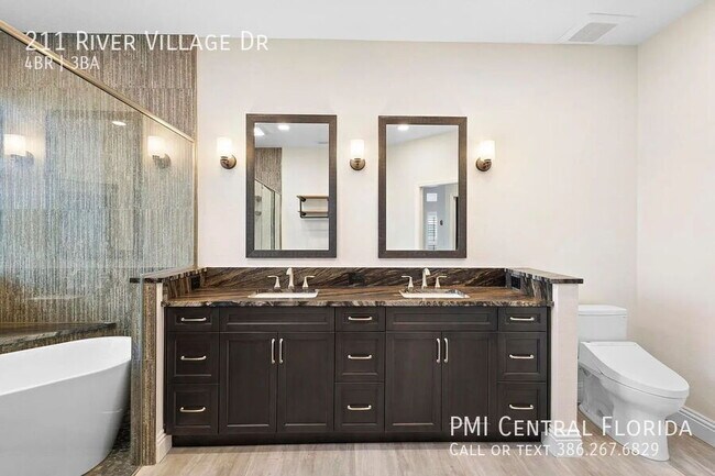 Building Photo - 211 River Village Dr