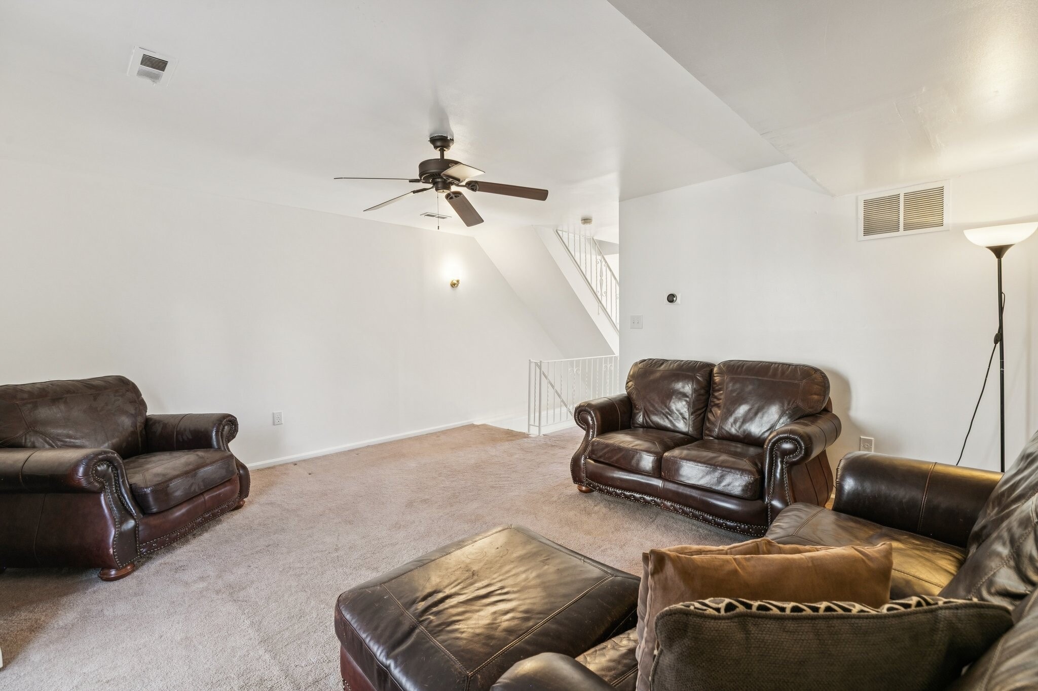 Building Photo - 3379 Frederick St