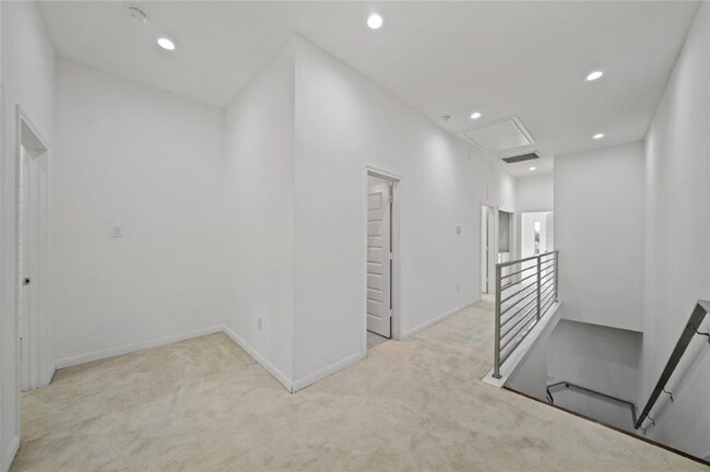 Building Photo - 7807 Tierwester St