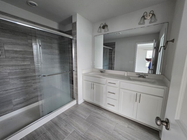 Building Photo - 6318 Arpeggio Pl