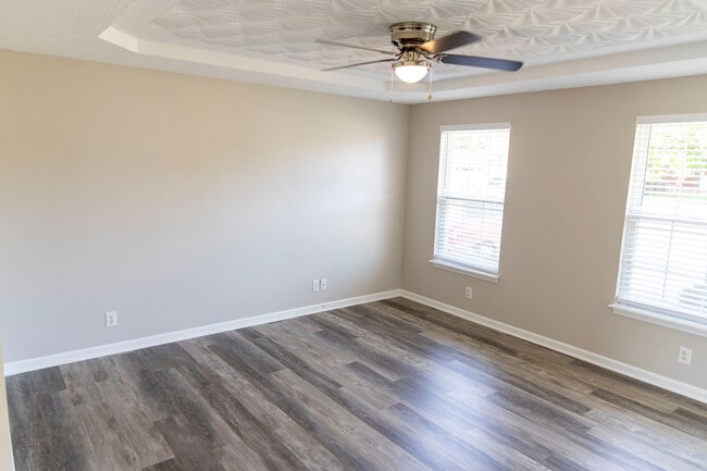 Building Photo - 10504 Pebblestone Cir