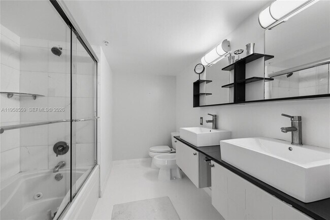 Building Photo - 300 Euclid Ave