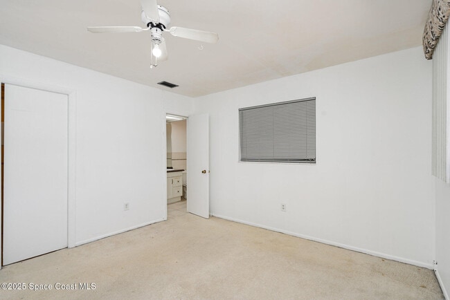 Building Photo - 2677 Sarno Rd