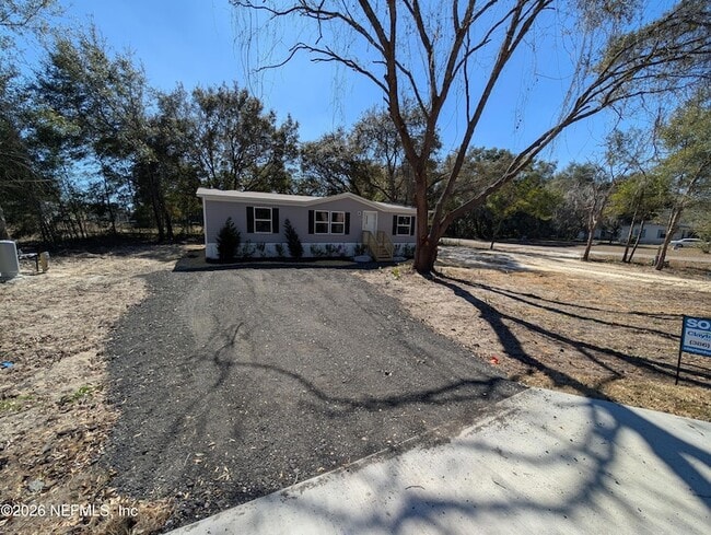 Building Photo - 207 Ash St