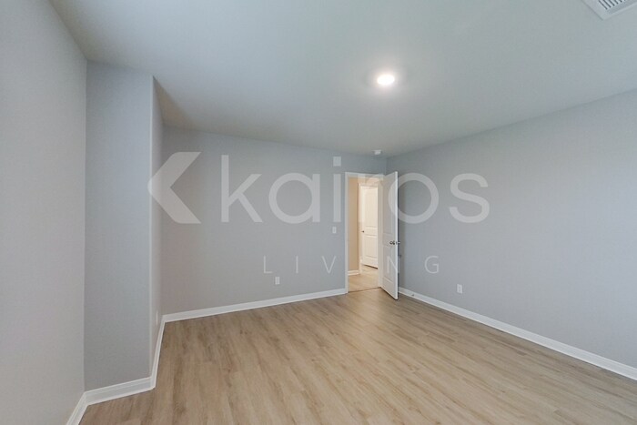 Building Photo - 1020 NW 4th St