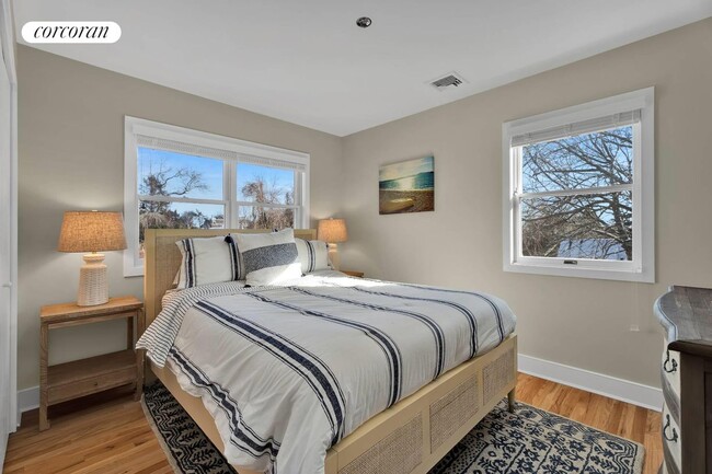 Building Photo - 34 S Fulton Dr