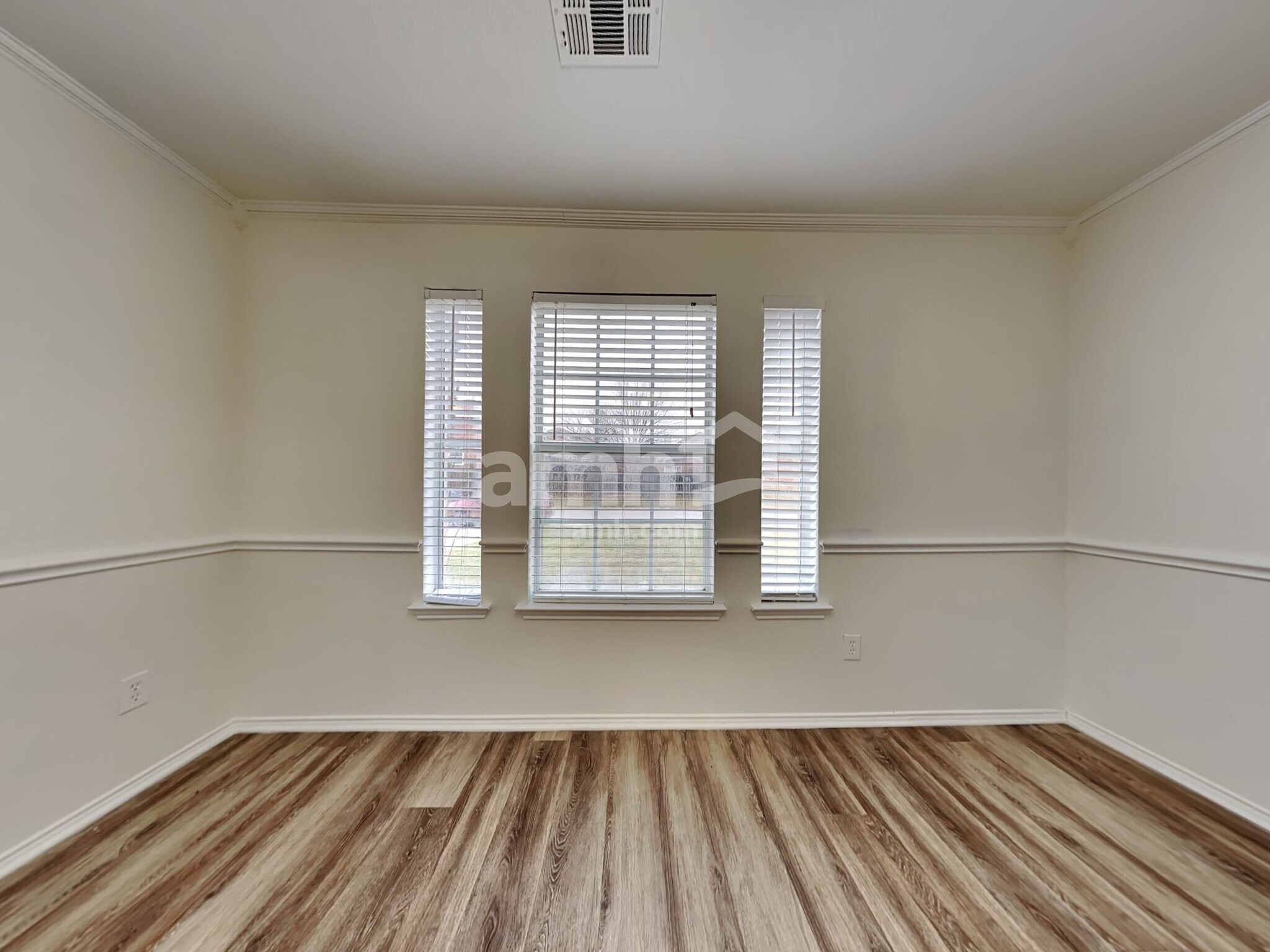 Building Photo - 312 Pepperwood Trl