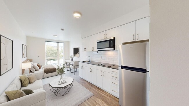 Interior Photo - 1715 12th Ave