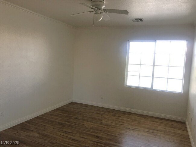 Building Photo - 8741 Emsdale Ct