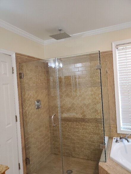 Building Photo - 9255 Glen Meadow Ln