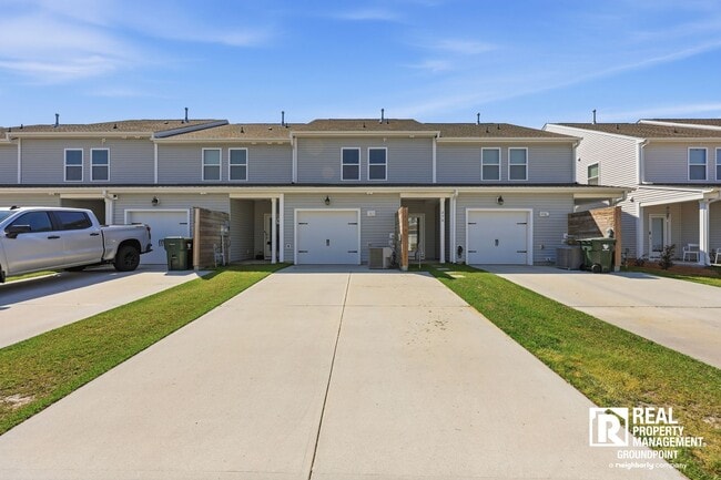 Building Photo - Nexton Townhome | 3BR + Garage | North Creek Village