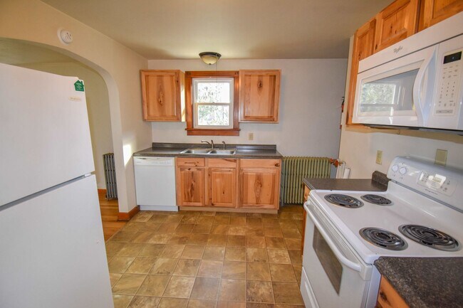 Building Photo - MT20