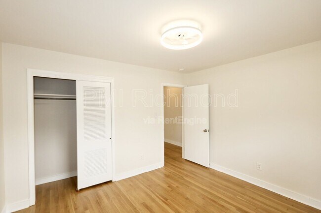 Building Photo - 5913 Osoge Rd