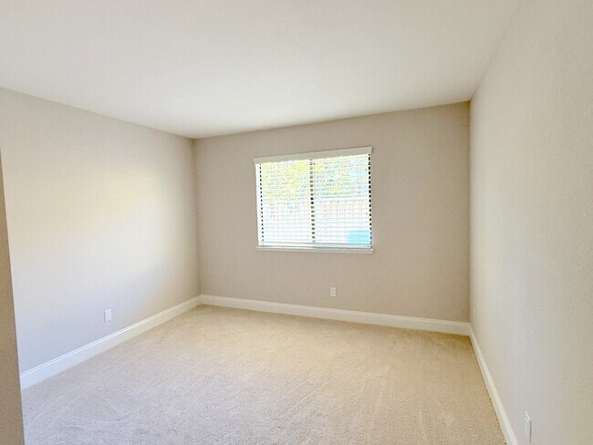 Building Photo - Spectacular Anderson Ranch Beauty Backing to Open Space !