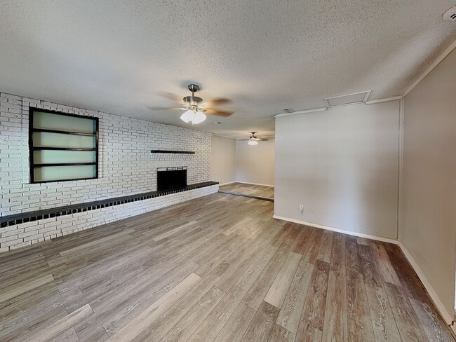 Building Photo - Private Backyard Oasis with Pool in the Heart of Saginaw!