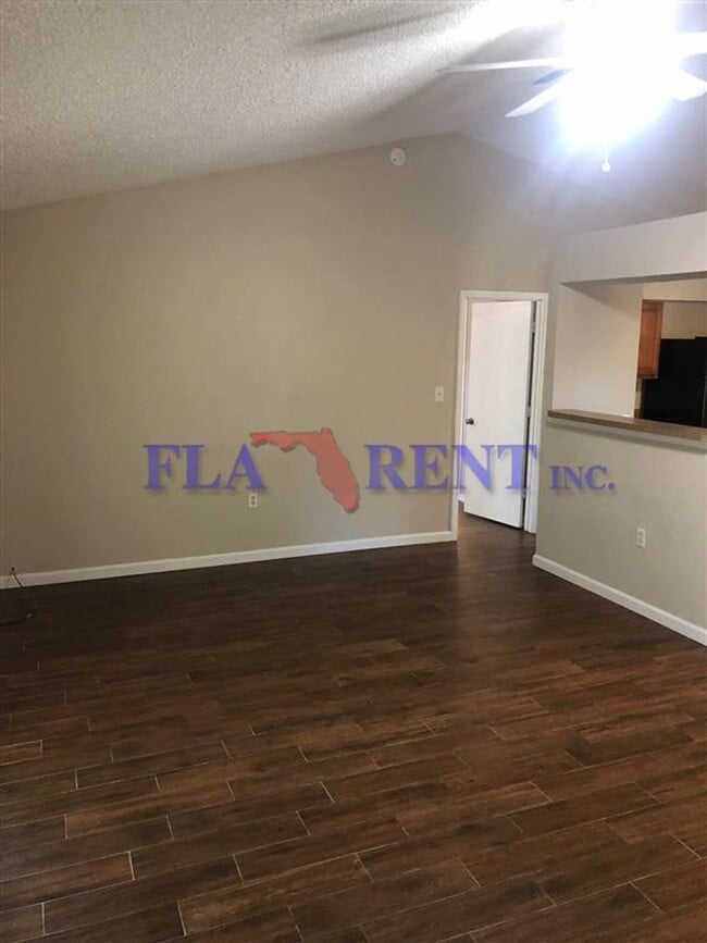 Building Photo - Coming soon...3/2 Single Family Home located in Deltona Lakes