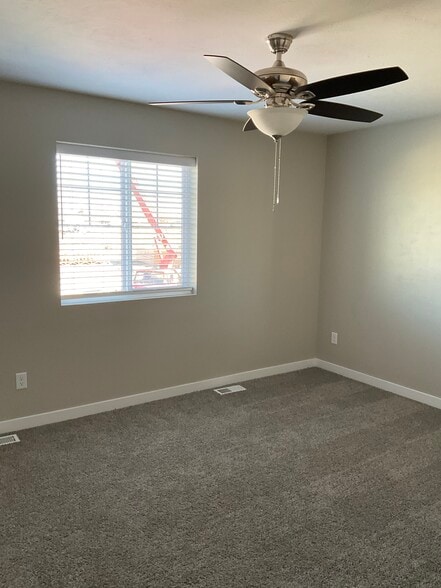 Building Photo - 531 Trails End