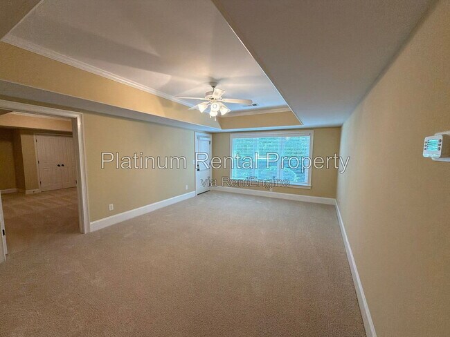 Building Photo - 8015 Wakehurst Pl