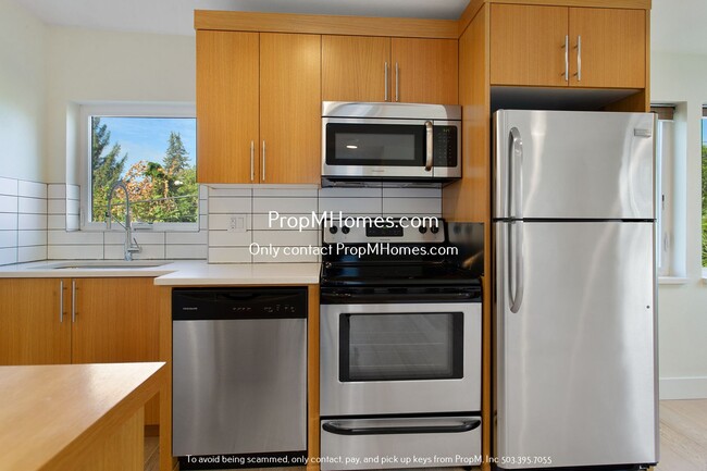 Building Photo - 4127 N Michigan Ave