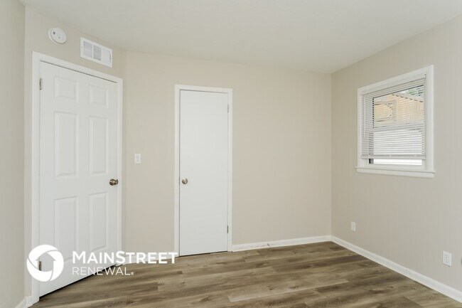 Building Photo - 14020 Darwin Blvd