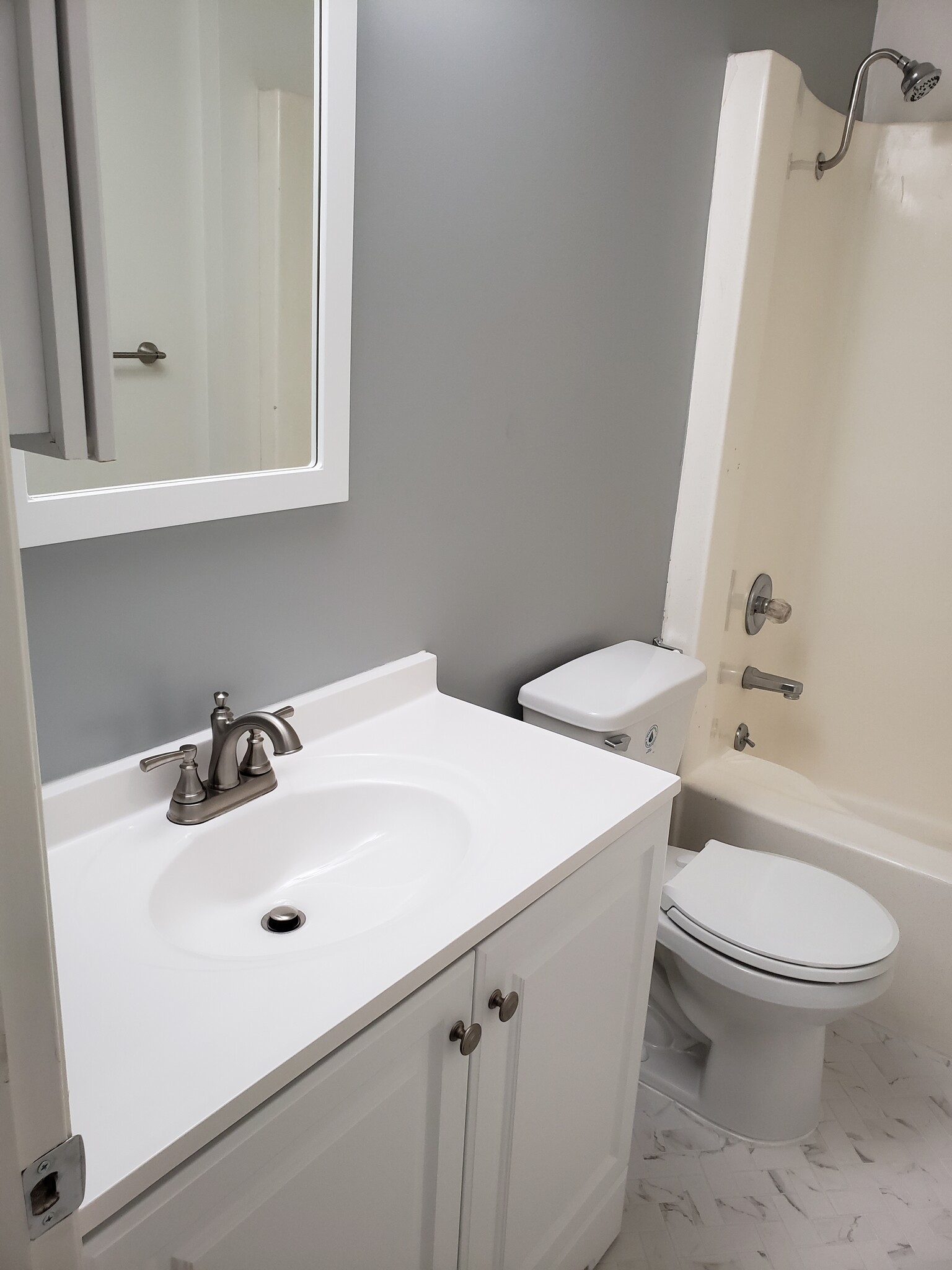 2nd Bathroom - 144 S Catalina Ave