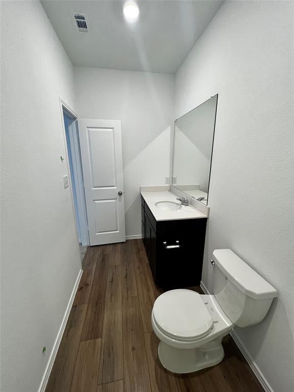 Building Photo - 2400 Fullmoon Dr