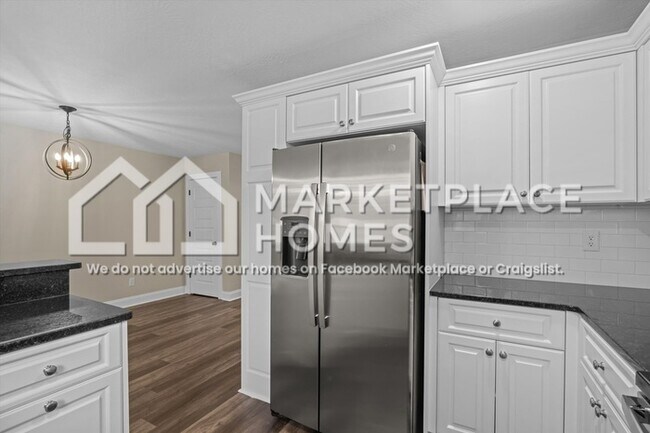 Building Photo - 152 Downsbury Rd