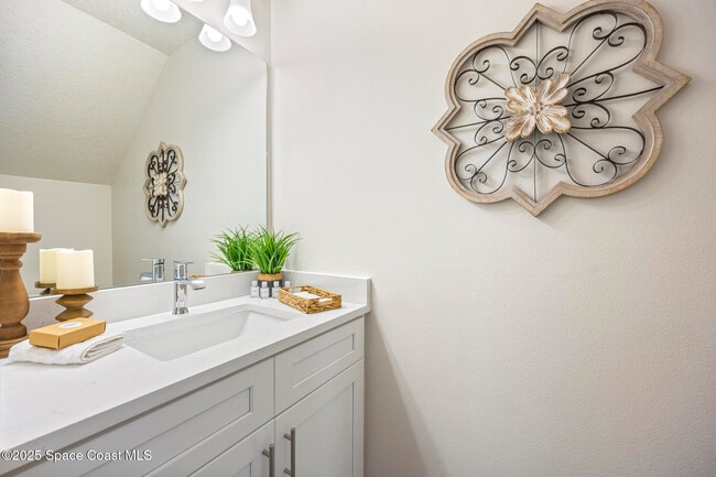 Building Photo - 228 Hidden Wds Pl