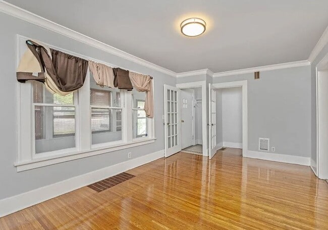 Building Photo - 191 Westfield St