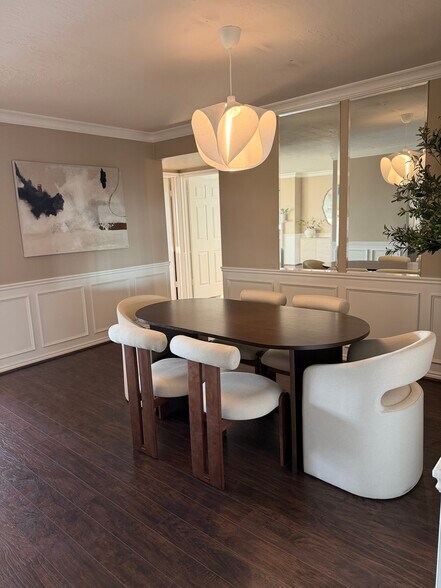 Building Photo - 426 S 1000 E