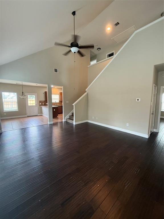 Building Photo - 9011 Plume Tree Dr