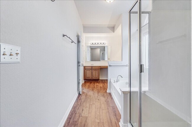 Building Photo - 2234 Anacua Street