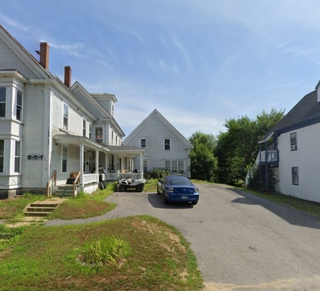 Building Photo - 33 Bridge St