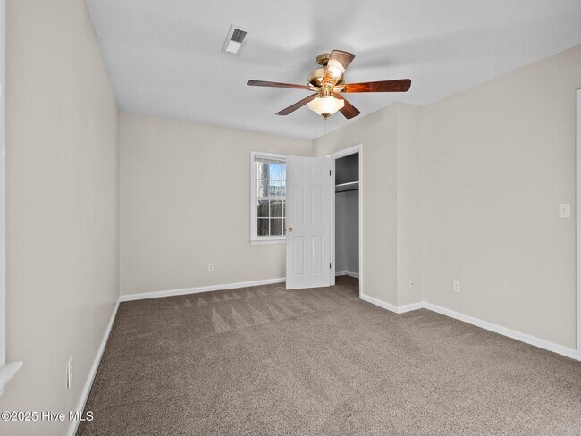 Building Photo - 101 Quality Ln